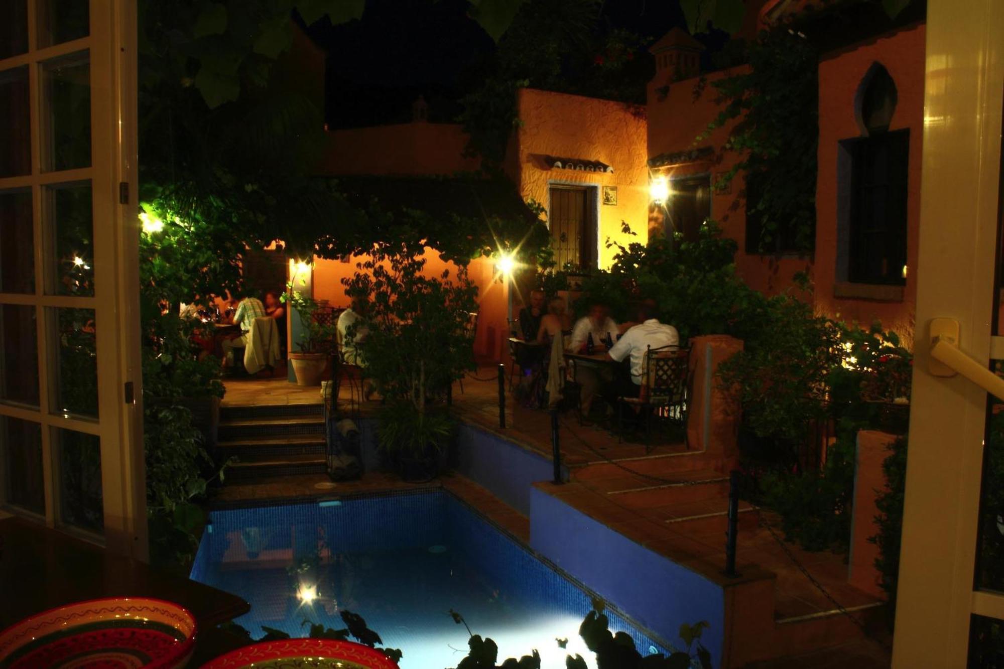 Hotel Amanhavis Benahavis Bagian luar foto