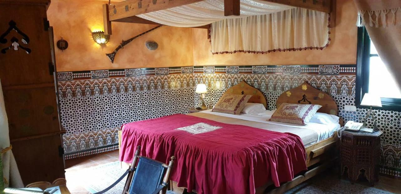 Hotel Amanhavis Benahavis Bagian luar foto