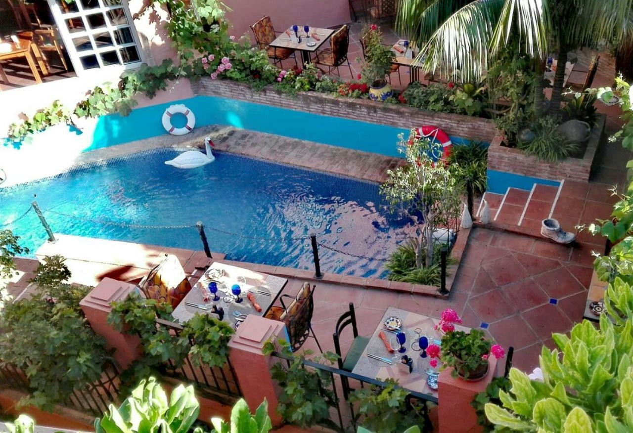 Hotel Amanhavis Benahavis Bagian luar foto