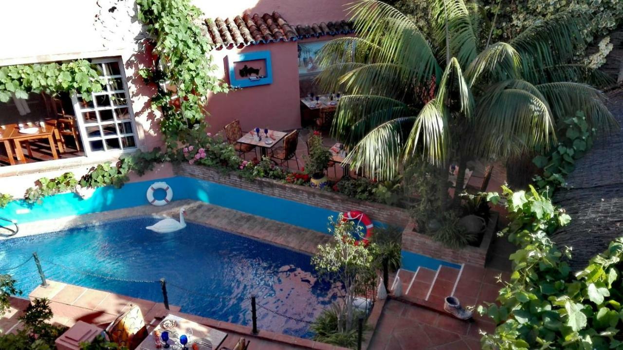 Hotel Amanhavis Benahavis Bagian luar foto